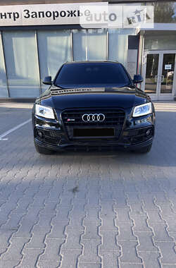 Внедорожник / Кроссовер Audi Q5 2015 в 