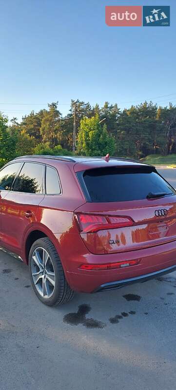 Внедорожник / Кроссовер Audi Q5 2019 в Горишних Плавнях