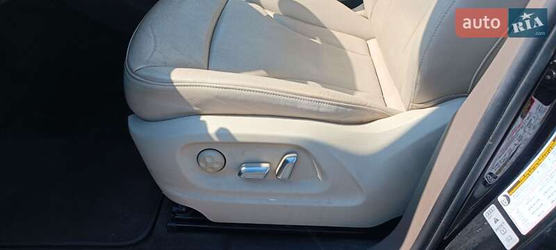 Внедорожник / Кроссовер Audi Q5 2016 в Харькове