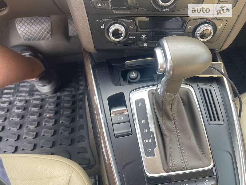 Позашляховик / Кросовер Audi Q5 2014 в Києві