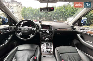 Внедорожник / Кроссовер Audi Q5 2012 в 