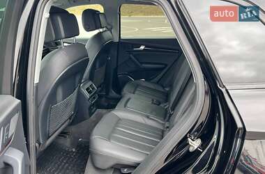 Внедорожник / Кроссовер Audi Q5 2018 в 