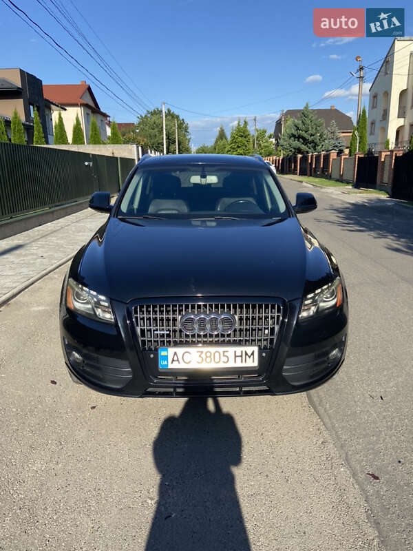 Внедорожник / Кроссовер Audi Q5 2012 в Луцке