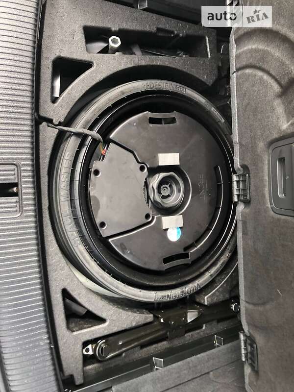 Внедорожник / Кроссовер Audi Q5 2019 в Львове фото 23 Внедорожник / Кроссовер Audi Q5 2019 в Львове