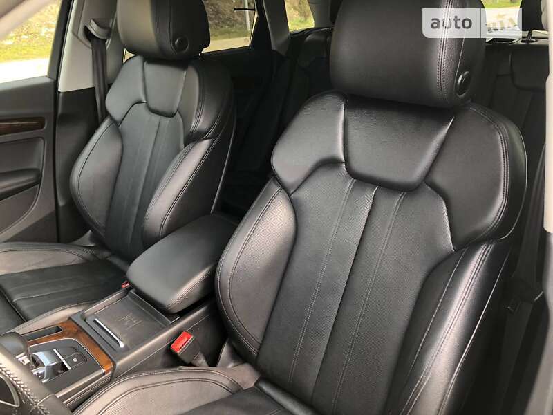 Внедорожник / Кроссовер Audi Q5 2019 в Львове фото 14 Внедорожник / Кроссовер Audi Q5 2019 в Львове