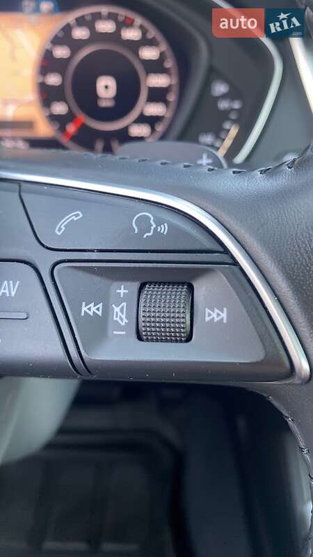 Позашляховик / Кросовер Audi Q5 2018 в Львові