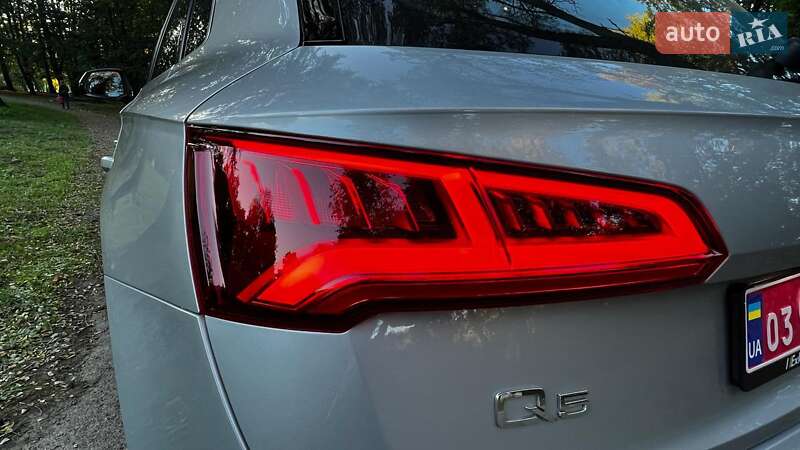 Позашляховик / Кросовер Audi Q5 2018 в Львові