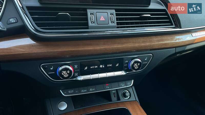 Внедорожник / Кроссовер Audi Q5 2020 в Львове
