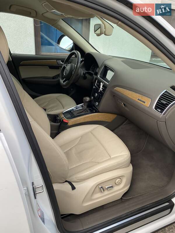 Внедорожник / Кроссовер Audi Q5 2013 в Одессе