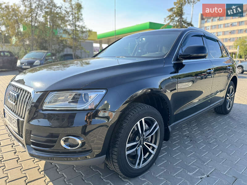 Внедорожник / Кроссовер Audi Q5 2015 в Черновцах