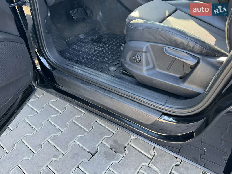 Внедорожник / Кроссовер Audi Q5 2015 в Черновцах