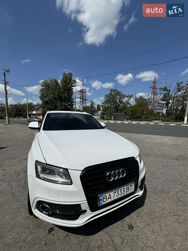 Внедорожник / Кроссовер Audi Q5 2015 в Кропивницком