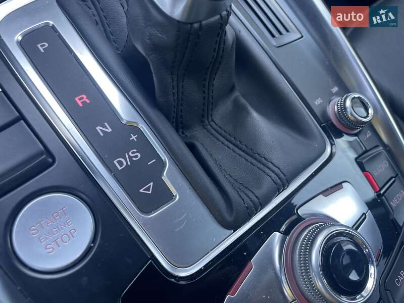 Внедорожник / Кроссовер Audi Q5 2015 в Хмельницком
