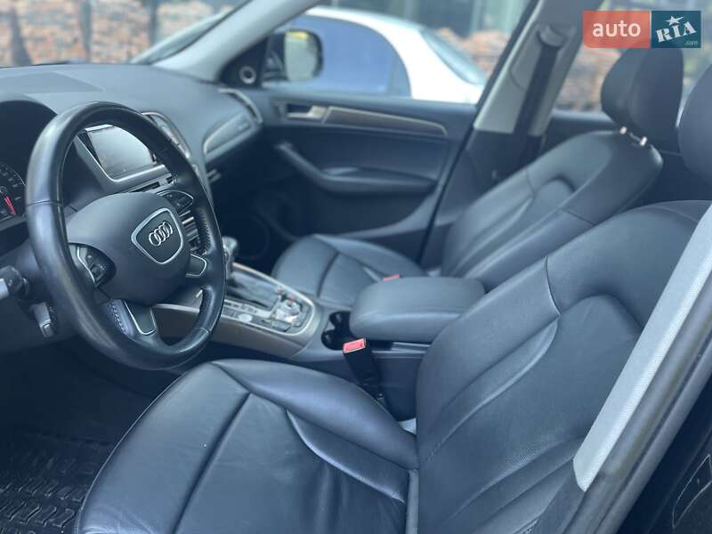 Внедорожник / Кроссовер Audi Q5 2015 в Хмельницком