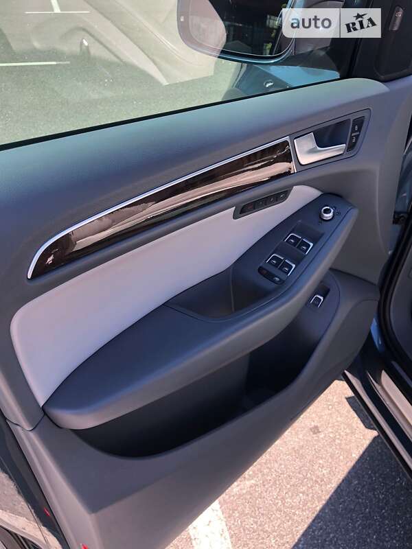 Внедорожник / Кроссовер Audi Q5 2014 в Полтаве