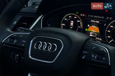 Внедорожник / Кроссовер Audi Q5 2020 в Львове