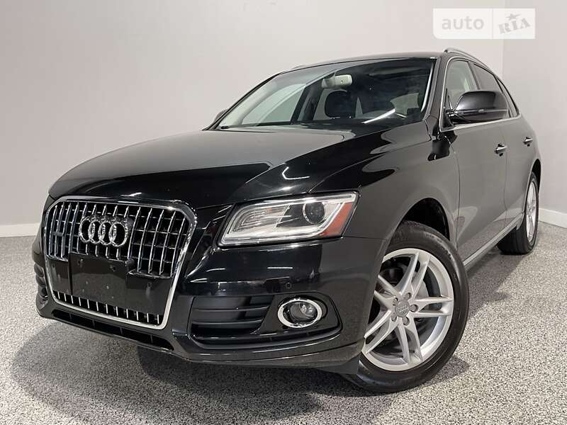 Внедорожник / Кроссовер Audi Q5 2015 в 