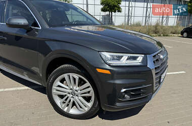 Внедорожник / Кроссовер Audi Q5 2017 в 