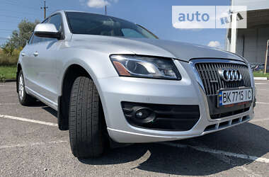 Внедорожник / Кроссовер Audi Q5 2010 в Ровно