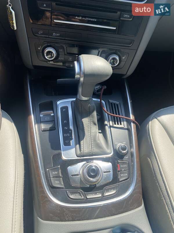 Внедорожник / Кроссовер Audi Q5 2015 в Киеве