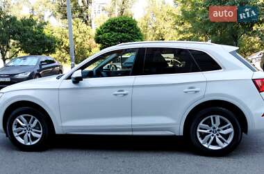 Внедорожник / Кроссовер Audi Q5 2020 в 