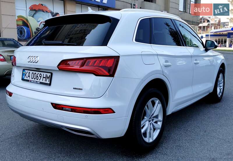 Внедорожник / Кроссовер Audi Q5 2020 в Киеве фото 6 Внедорожник / Кроссовер Audi Q5 2020 в Киеве