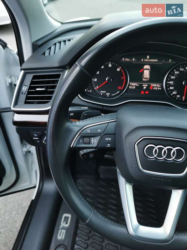 Внедорожник / Кроссовер Audi Q5 2020 в Киеве фото 21 Внедорожник / Кроссовер Audi Q5 2020 в Киеве