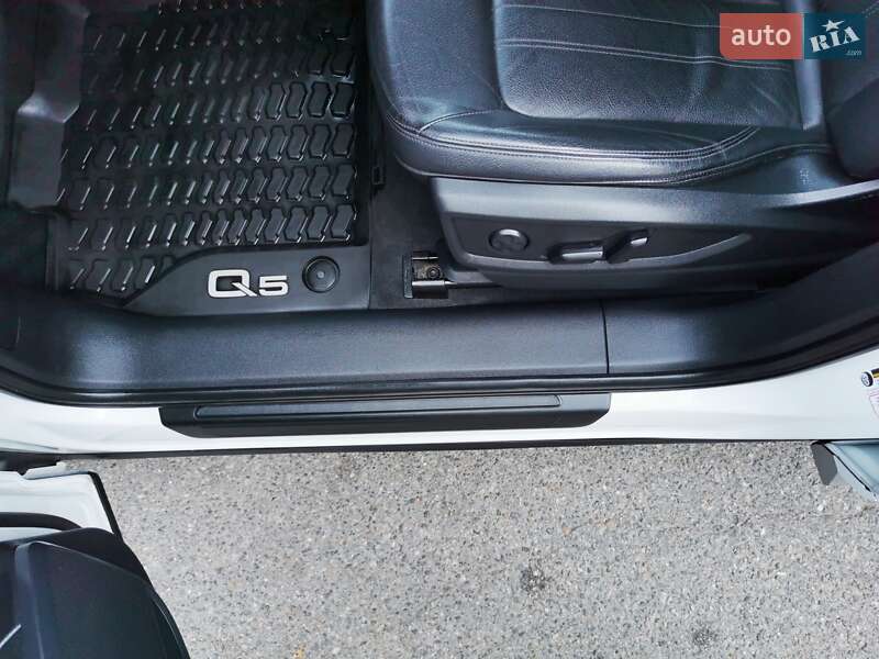 Внедорожник / Кроссовер Audi Q5 2020 в Киеве фото 25 Внедорожник / Кроссовер Audi Q5 2020 в Киеве