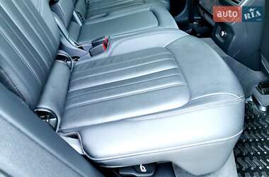 Внедорожник / Кроссовер Audi Q5 2020 в 
