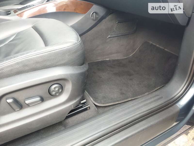 Внедорожник / Кроссовер Audi Q5 2011 в Житомире