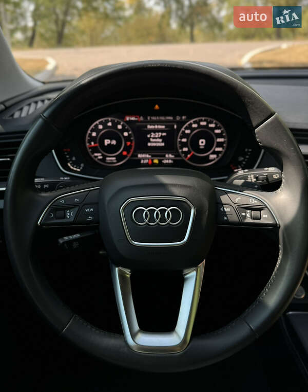 Внедорожник / Кроссовер Audi Q5 2018 в Киеве