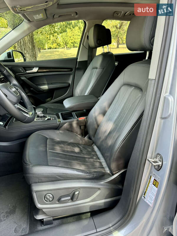 Позашляховик / Кросовер Audi Q5 2018 в Кременчуці фото 12 Позашляховик / Кросовер Audi Q5 2018 в Кременчуці