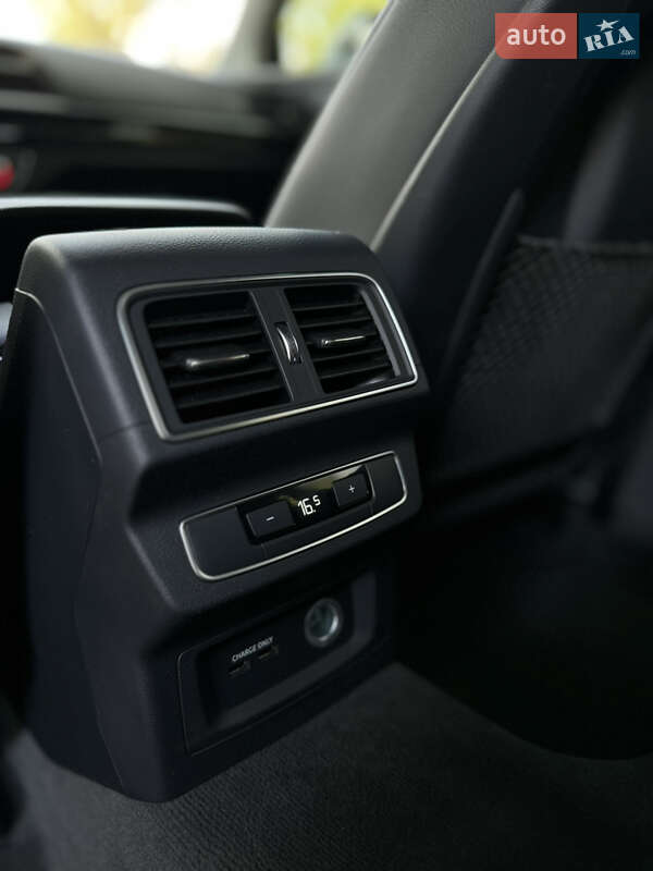 Внедорожник / Кроссовер Audi Q5 2018 в Киеве