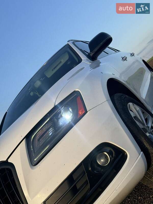 Внедорожник / Кроссовер Audi Q5 2014 в Александрие