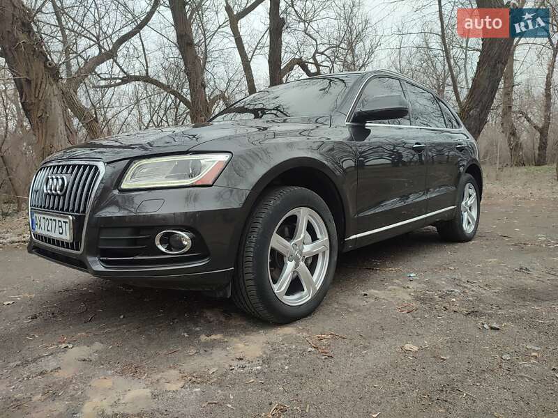 Внедорожник / Кроссовер Audi Q5 2015 в Харькове