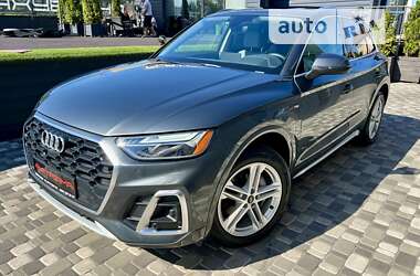 Позашляховик / Кросовер Audi Q5 2022 в 