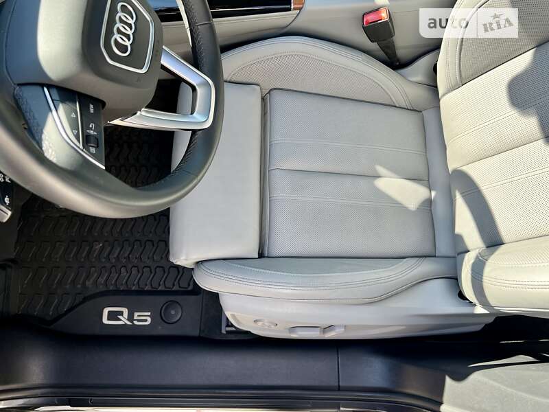 Внедорожник / Кроссовер Audi Q5 2022 в Киеве фото 25 Внедорожник / Кроссовер Audi Q5 2022 в Киеве