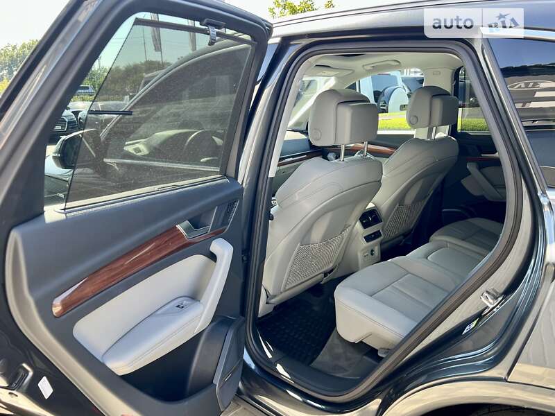 Внедорожник / Кроссовер Audi Q5 2022 в Киеве фото 30 Внедорожник / Кроссовер Audi Q5 2022 в Киеве