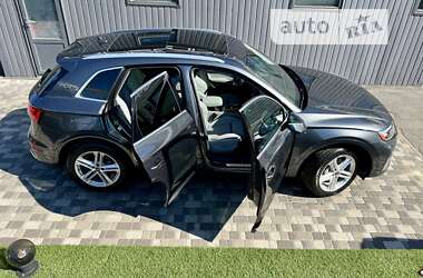 Позашляховик / Кросовер Audi Q5 2022 в 
