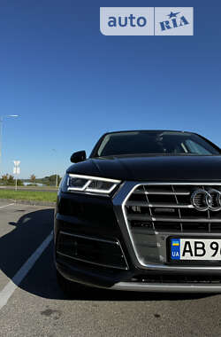 Позашляховик / Кросовер Audi Q5 2018 в Вінниці