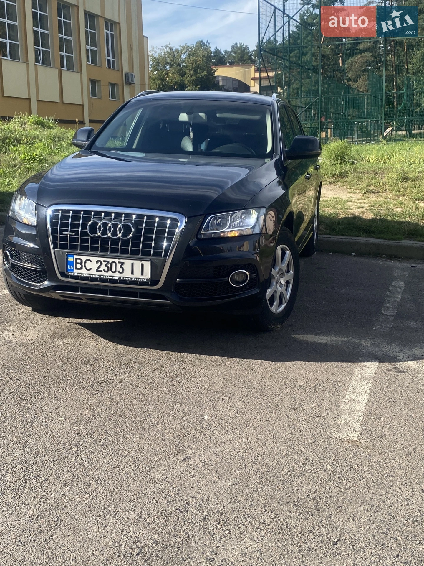 2010 Audi Q5 - мініатюра 2