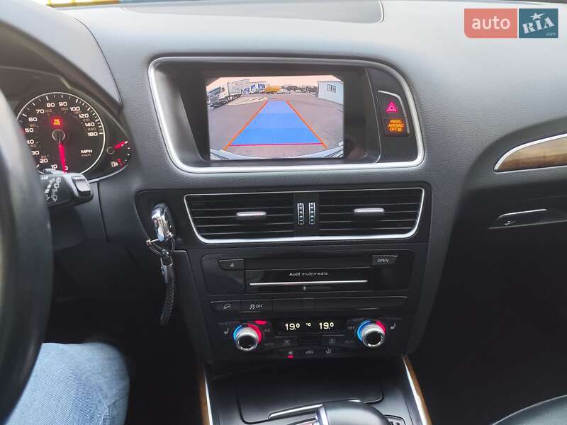 Внедорожник / Кроссовер Audi Q5 2016 в Хмельницком