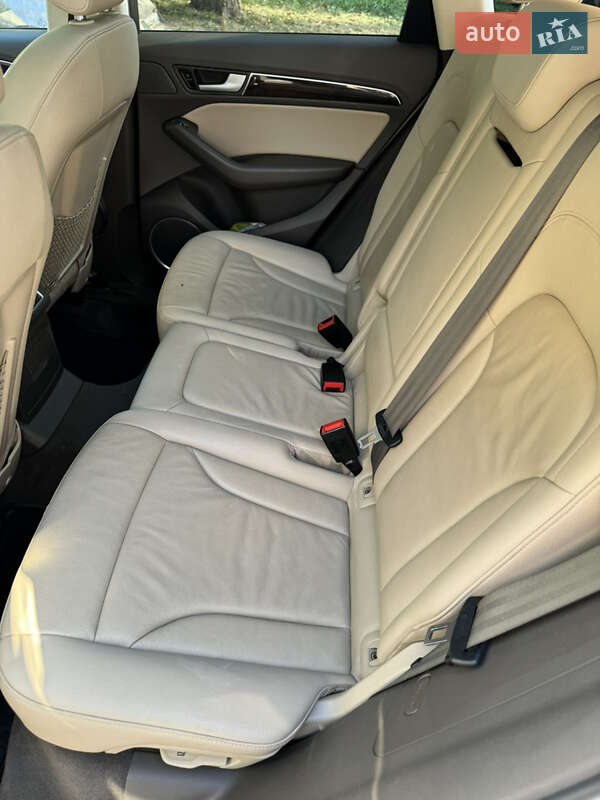 Внедорожник / Кроссовер Audi Q5 2013 в Львове