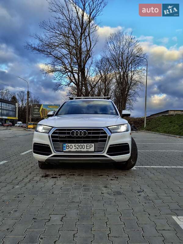 Позашляховик / Кросовер Audi Q5 2018 в Тернополі