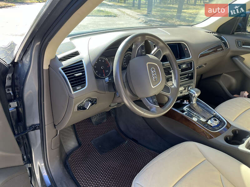 Внедорожник / Кроссовер Audi Q5 2014 в Киеве