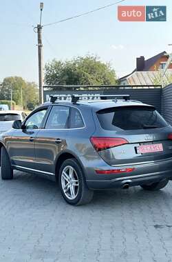 Внедорожник / Кроссовер Audi Q5 2016 в 