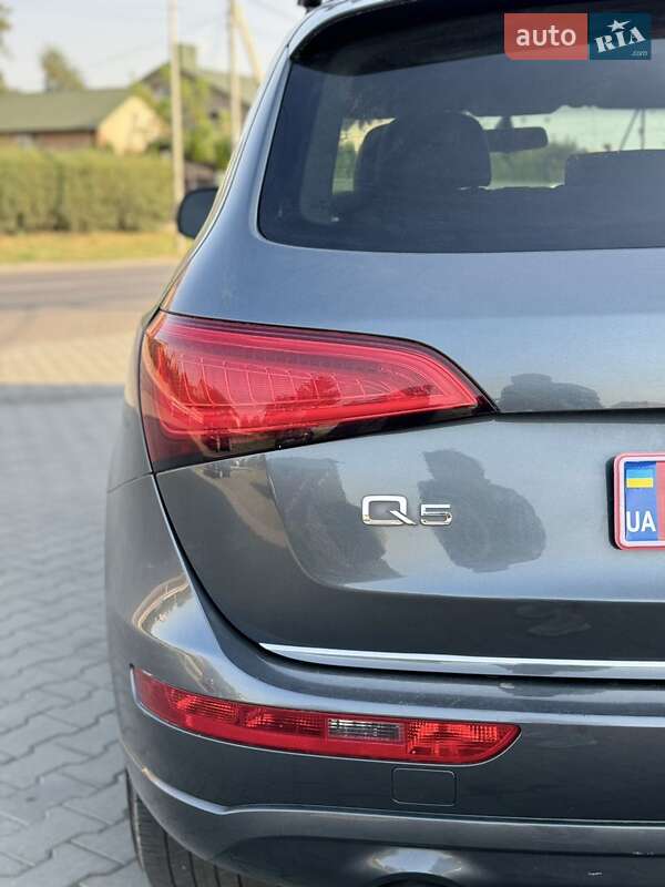 Внедорожник / Кроссовер Audi Q5 2016 в Луцке