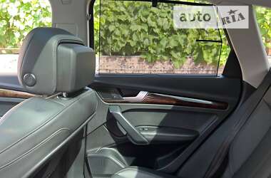 Позашляховик / Кросовер Audi Q5 2019 в Львові