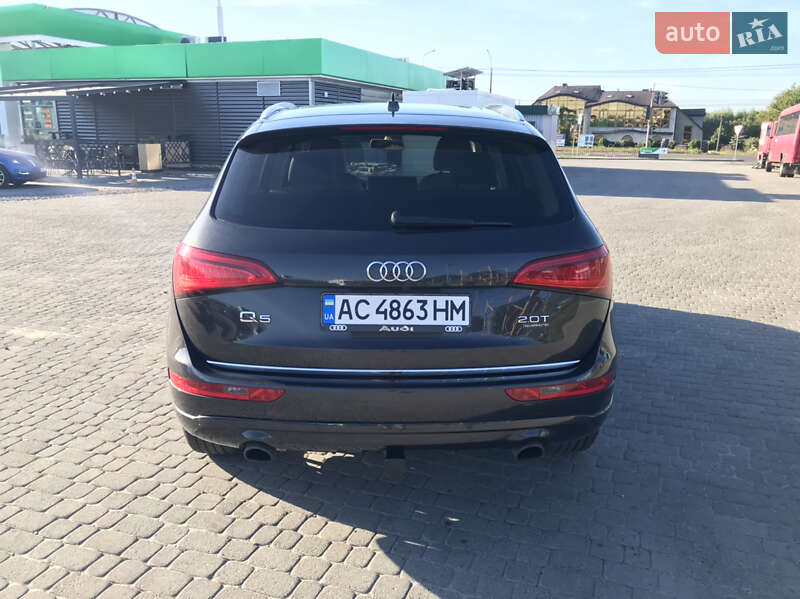 Позашляховик / Кросовер Audi Q5 2015 в Луцьку