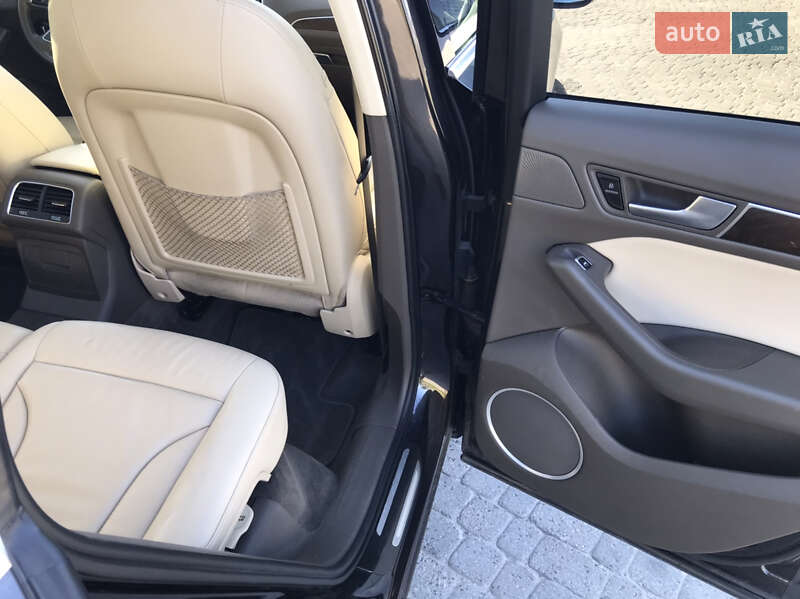 Позашляховик / Кросовер Audi Q5 2015 в Луцьку